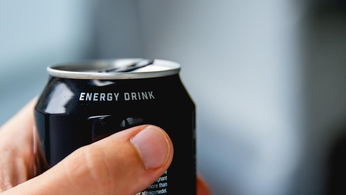 Minum Energy Drink Biar Kuat 'Push Rank' Mabar Semalaman? Hati-hati, Ini Risikonya - Update 1