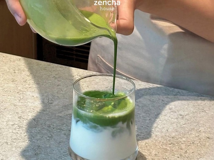 **5 Kafe Surabaya dengan Matcha Racikan Nikmat, dari Gaya Kekinian hingga Omakase**