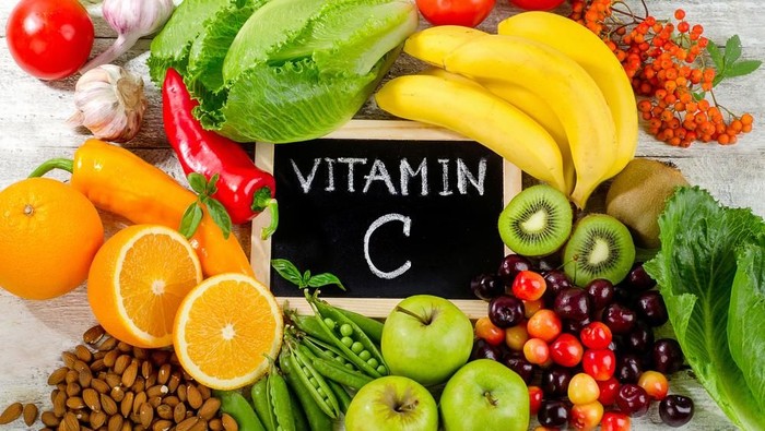 Konsumsi Vitamin C Berlebihan: Benarkah Menjadi Musuh Ginjal?