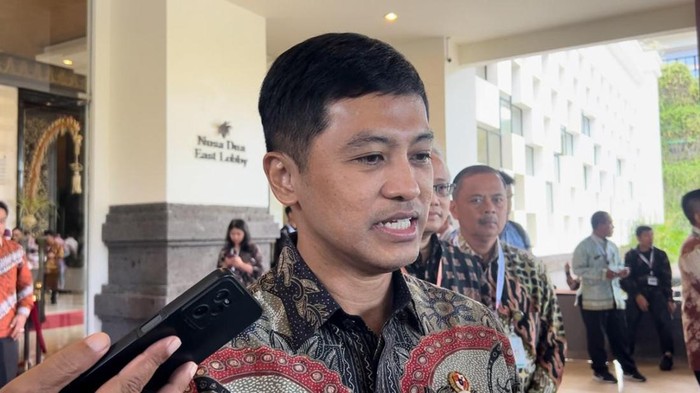 **Guru Besar FKUI Protes Menteri Kesehatan, Komunikasi dengan Wamenkes Jadi Perhatian**