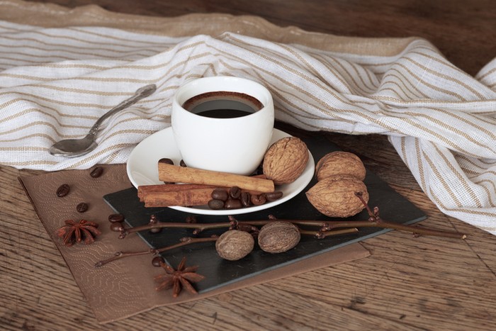 5 Bahan Ajaib untuk Kopi Hitam yang Mungkin Turunkan Berat Badan dengan Cepat!