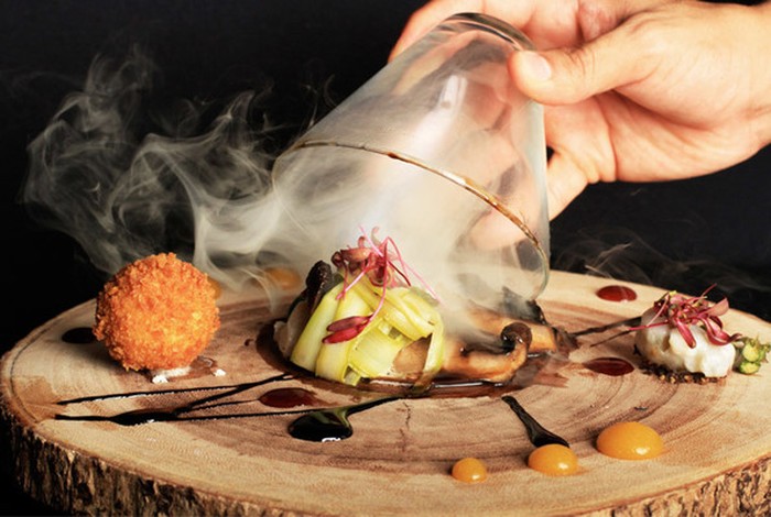 5 Aliran 'Food Art' yang Bikin Makananmu Jadi Karya Seni yang Terlihat Lezat dan Estetik!
