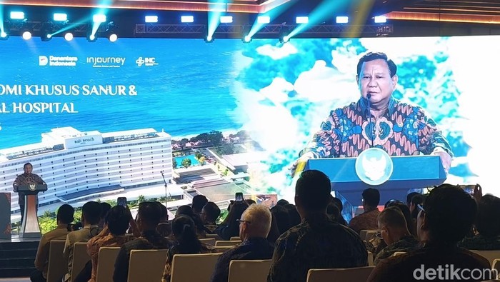 Prabowo: Singgung Kekurangan Dokter, Solusi Perbanyak Fakultas Kedokteran!