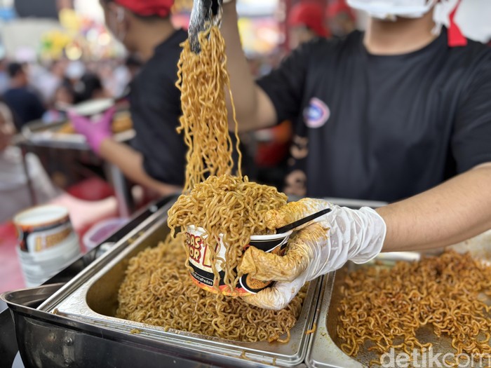 5 Tenant Kuliner Viral di PRJ 2025: Nikmati Makanan Lezat Sepuasnya!