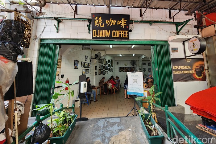 Glodok Kembali Dilirik: 5 Tempat Ngopi Nikmat yang Wajib Dikunjungi! #GlodokKembaliDilirik