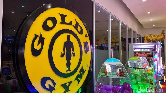 Cerita Member Gold's Gym: Bayar Setahun, Tutup Sebulan