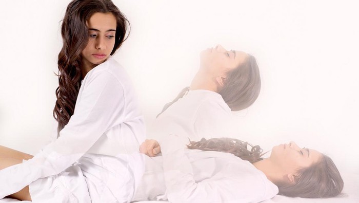 Ilmuwan Menemukan Bukti Mengejutkan tentang Fenomena 'Arwah Keluar dari Tubuh'! Apakah Ini Medis atau Mistis?