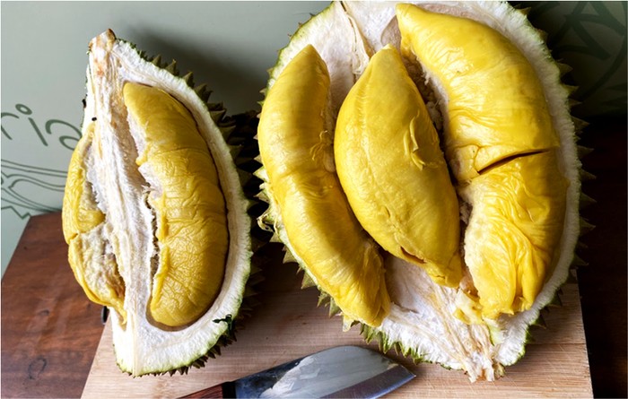 **Durian Musang King dan Black Thorn: Manis Legit, Kalori Sebanding Nasi!**