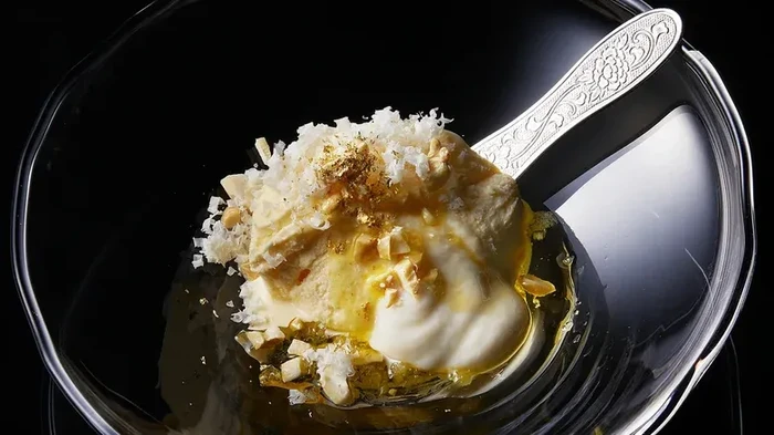 **Sultan! Es Krim Termahal Rp 96 Juta dari Jepang, Byakuya oleh Cellato**