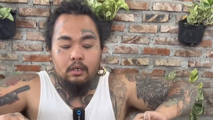 King Abdi Dikecam Usai Viral Videonya Promosi Toko Miras di Malang, Menyebutkan Contoh Resep Minuman yang Mengejutkan