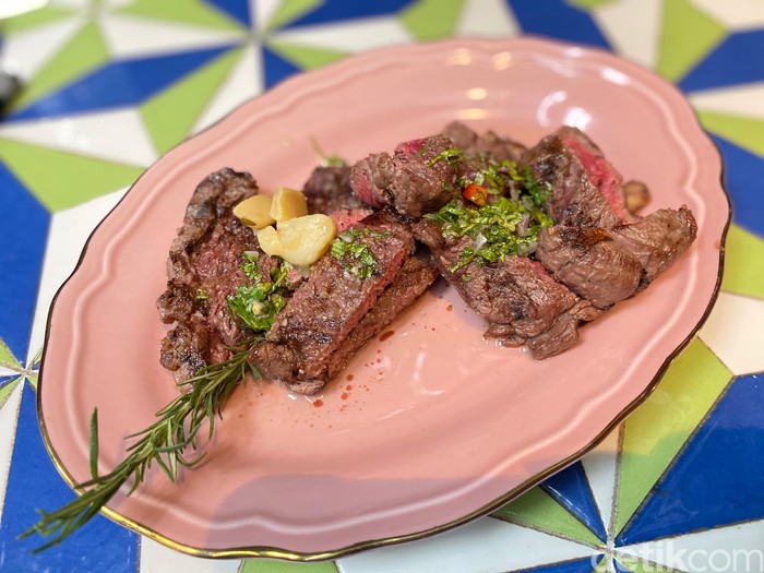**Taco hingga Chimichurri Steak, Brunch Meksiko Latin di 25hours Hotel Jakarta**