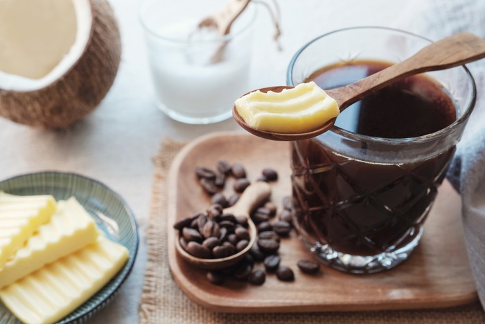 5 Cara Bikin Kopi Lebih Sehat Tanpa Membuang Susu dan Gula Favoritmu!