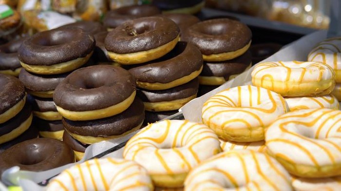 5 Adonan Donat Lezat, Empuk 'Fluffy', dari Kentang hingga Mochi