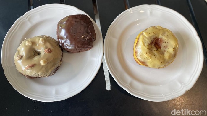 **Lembutnya Kreasi Donat Brioche Kacang Merah hingga Kedelai di Tebet**