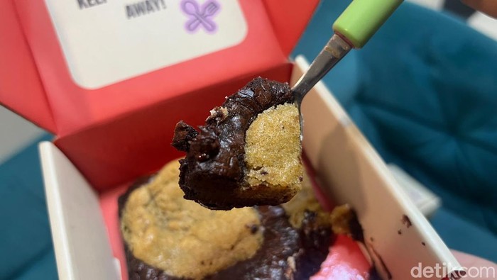 Brownies Viral Vinny 'Kuliner Sama Cici' – Cicip, Bagaimana Rasanya!?