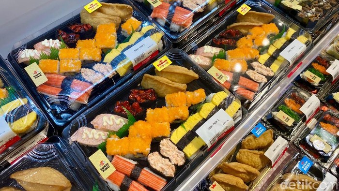 Nikmati 5 Jajanan Lezat di Oishiwa Transmart TSM Cibubur, Termurah Sushi Rp 3 Ribu