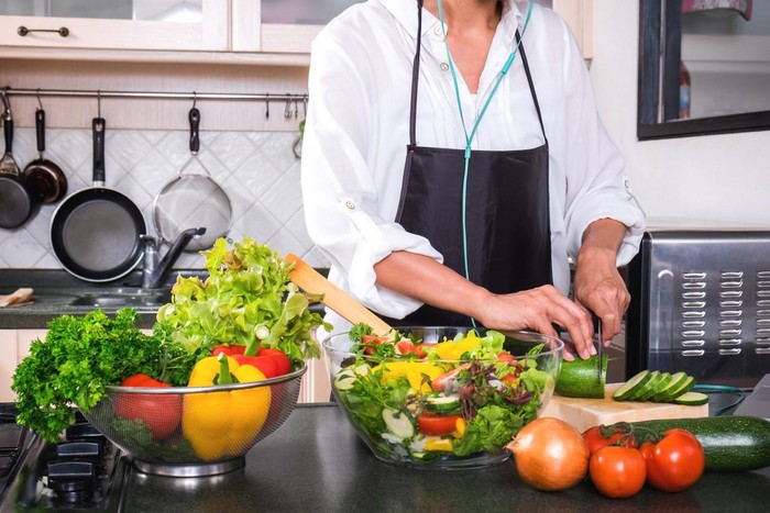 Jadi Tukang Masak Rumahan, Gaji Wanita Ini Sampai Rp 40 Juta per Bulan! - Update 1