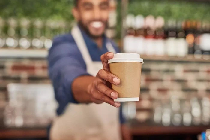Pria Ini Kecewa Setelah Pesan Latte dengan Susu Bebas Laktosa, Kenapa?