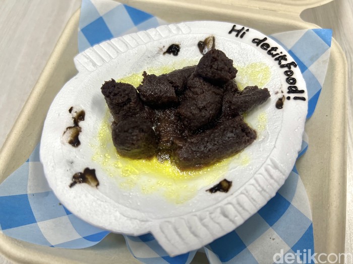 **Viral Kue Kotoran Manusia yang Bikin Jijik, Namun Rasanya Membuat Penasaran!**