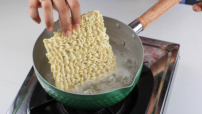 Aktris Korsel Kang So Ra: 20 Kg Hilang dalam 'Puasa' Mi Instan, Inspirasi Kesehatan yang Mengejutkan!