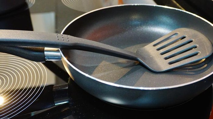 5 Rekomendasi Alat Dapur Sehat, Dari Wadah sampai Pembersih yang Membuat Masakanmu Lebih Segar!