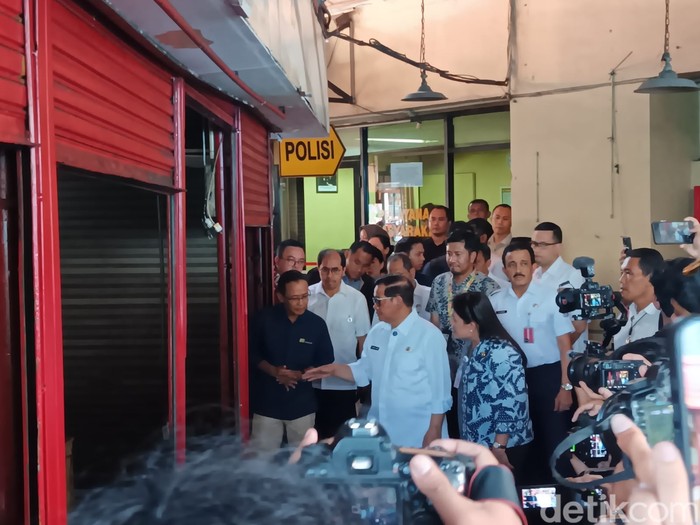 **Ini Kata 2 Pemilik UMKM di District Blok M soal Solusi Pramono Anung: Cicipi Kenikmatan Nasi Matah dan Ice WS!**