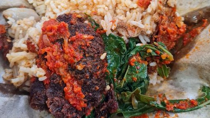**4 Alasan Nasi Padang Bungkus Lebih Lezat dan Berlimpah!**