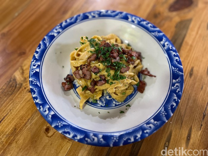 R&D Trattoria: Gnocchi Ubi dan Fettuccine Bebek Asap, Lezatnya Pasta di Dalam Pasar Santa