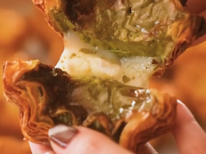 5 Kreasi Dessert Mochi yang Viral, Dari Donat hingga Cheesecake!