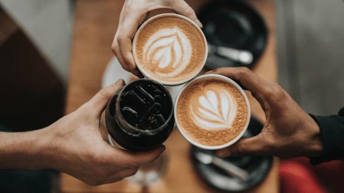 5 Tradisi Minum Kopi Dunia yang Wajib Dicoba, dari Upacara Ethiopia hingga Kopi Telur Vietnam